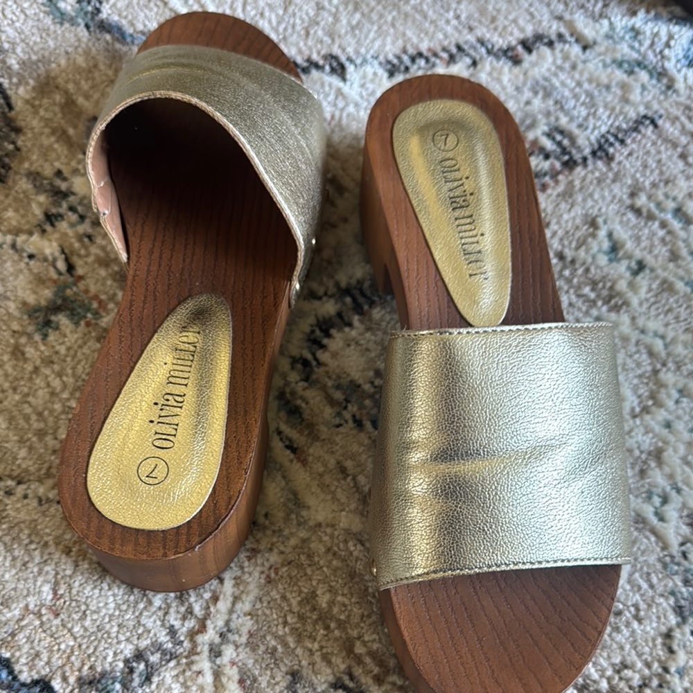 Olivia Miller Gold Mules with Metallic Finish